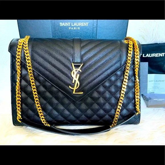 🍾🥂SOLD🥳Large Saint Laurent Envelope Handbag - Picture 2 of 15
